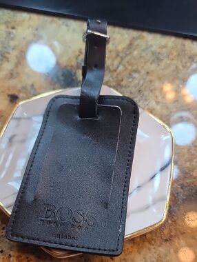 Hugo Boss Black Leather Luggage Tag